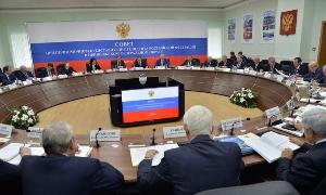 В Саратове состоялось заседание Совета при полномочном представителе Президента РФ в ПФО Город Саратов совет.JPG